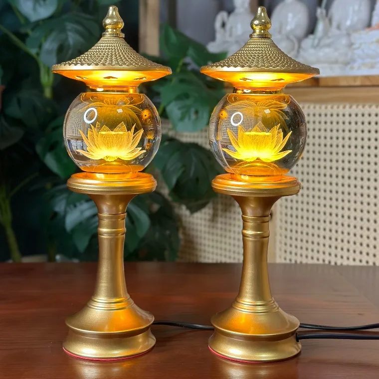 Đèn Thờ Hoa Sen Pha Lê Hình Cầu - Góc nhìn khác