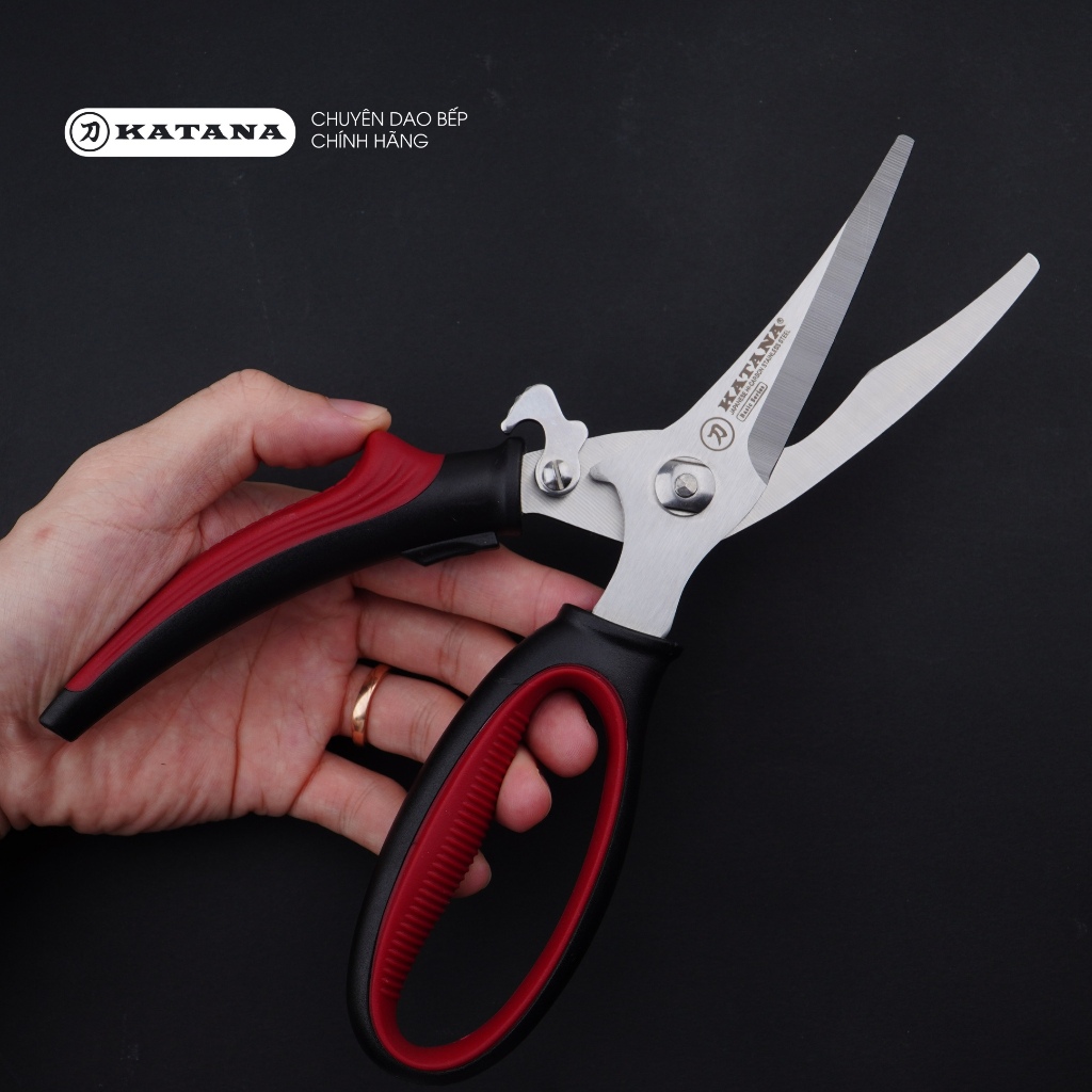 Kéo cắt gà thương hiệu KATANA lưỡi cong có trợ lực - Sử dụng