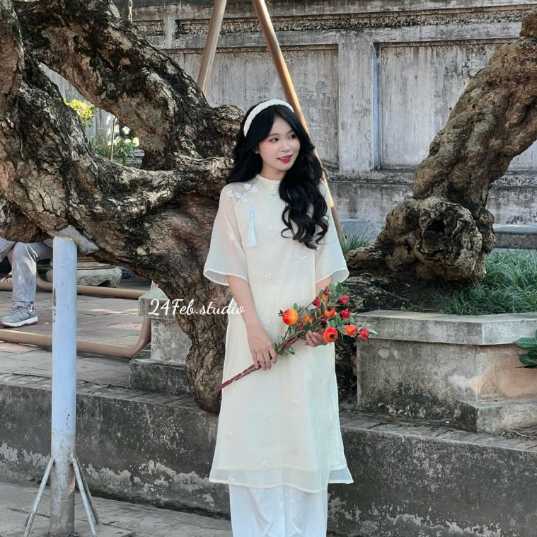 Set áo dài cách tân nữ 4 tà vải tơ thêu cổ tết tròn đính ... - Góc nhìn khác