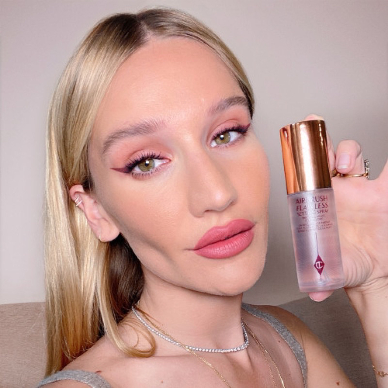 XỊT KHOÁ LỚP MAKEUP CHARLOTTE TILBURY AIRBRUSH FLAWLESS S... - Sử dụng